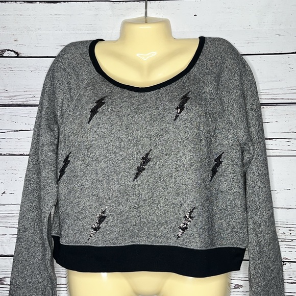 Express NWT Size L Black Sequin Lightning Bolt Crop Sweatshirt Top - Picture 2 of 4